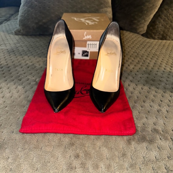 Shoes - Christian Louboutin Pigalle Follies Leather